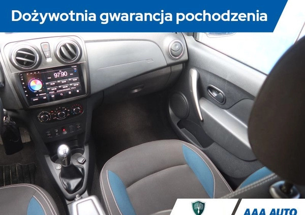 Dacia Logan cena 27500 przebieg: 132957, rok produkcji 2015 z Paczków małe 172